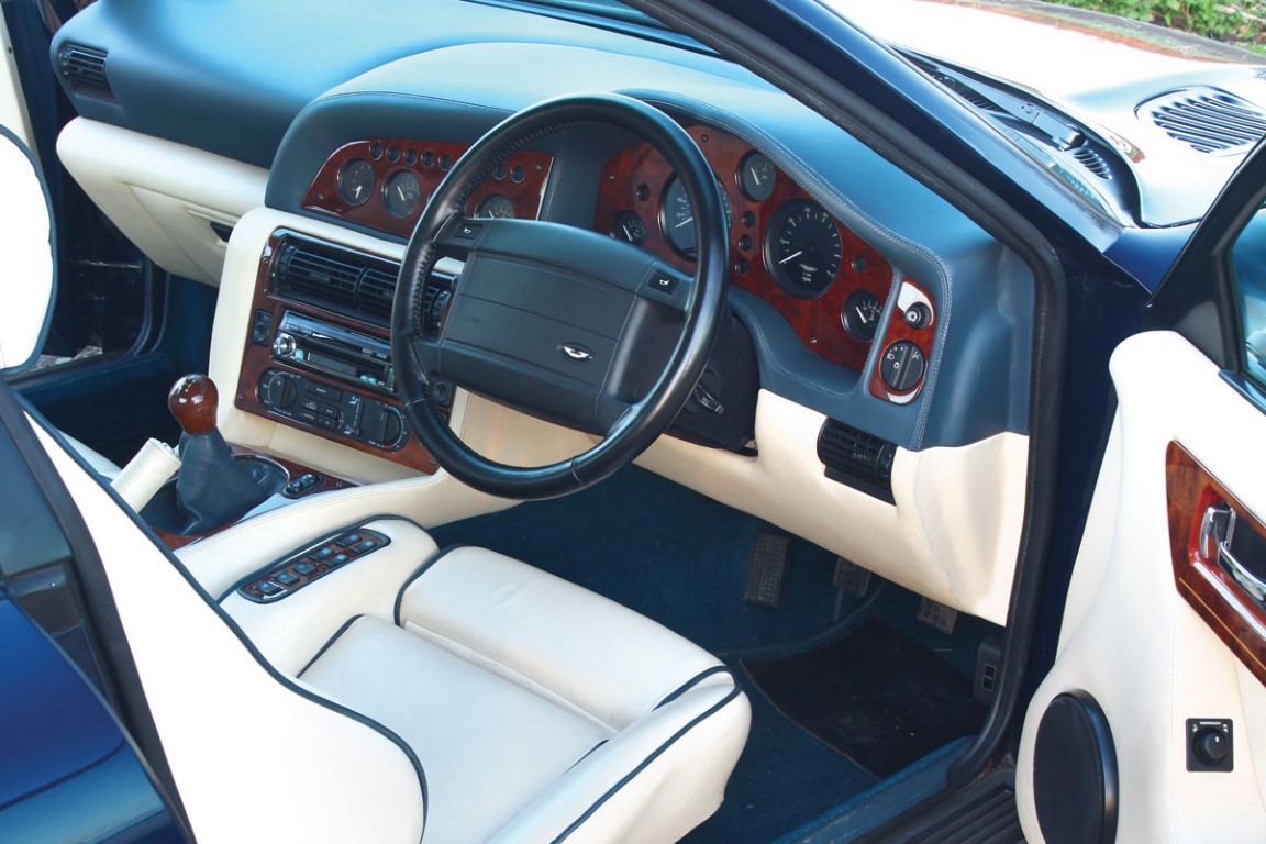 Aston Martin Virage Vantage V600 (Manual)